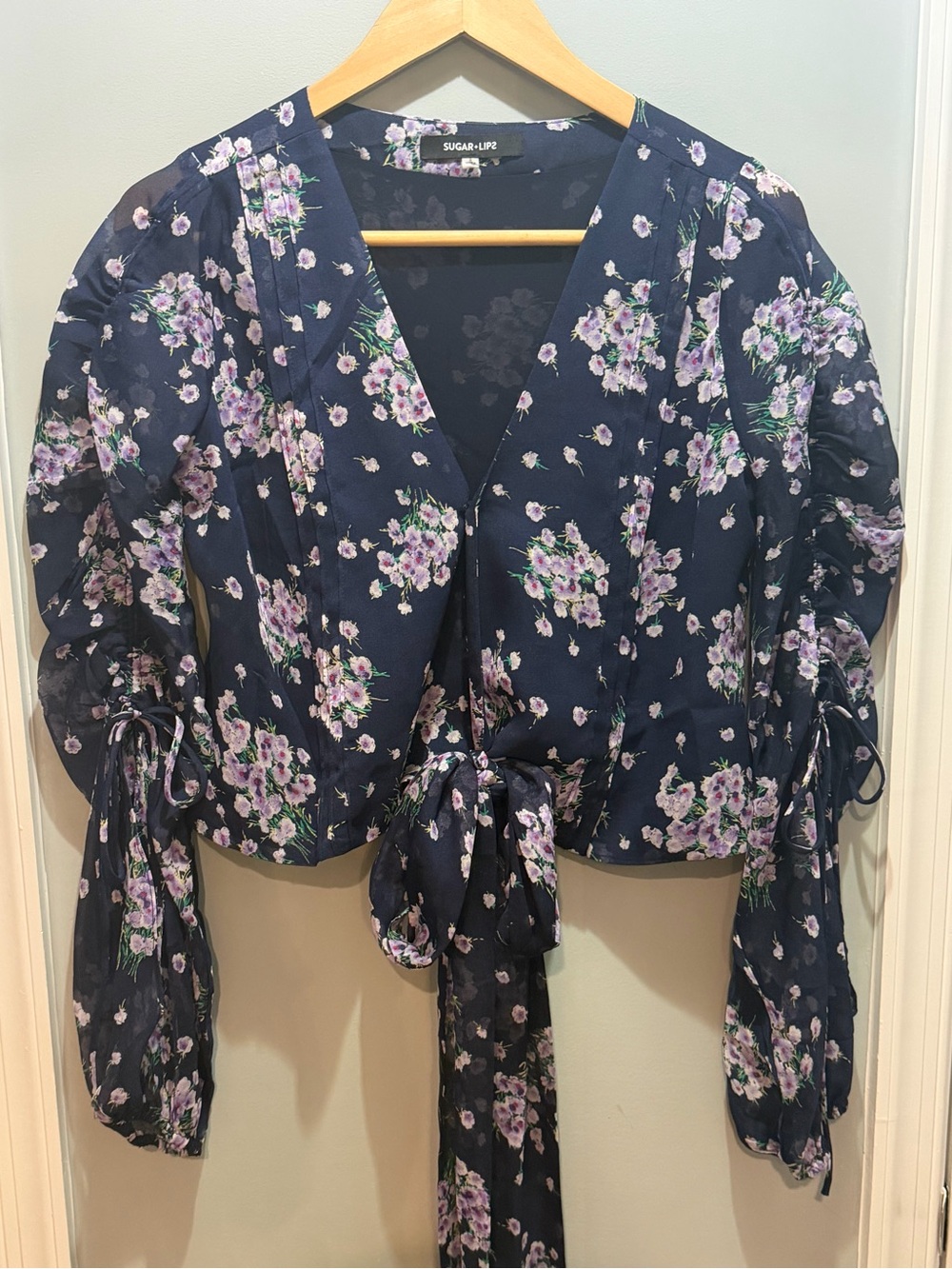 Sugarlips Navy Floral Tie-Front Puff Sleeve Blouse